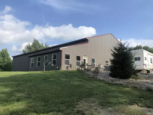 8155 E 600 N Road, Churubusco, IN 46723