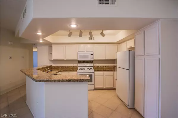 Las Vegas, NV 89108,6904 Dorita Avenue #101