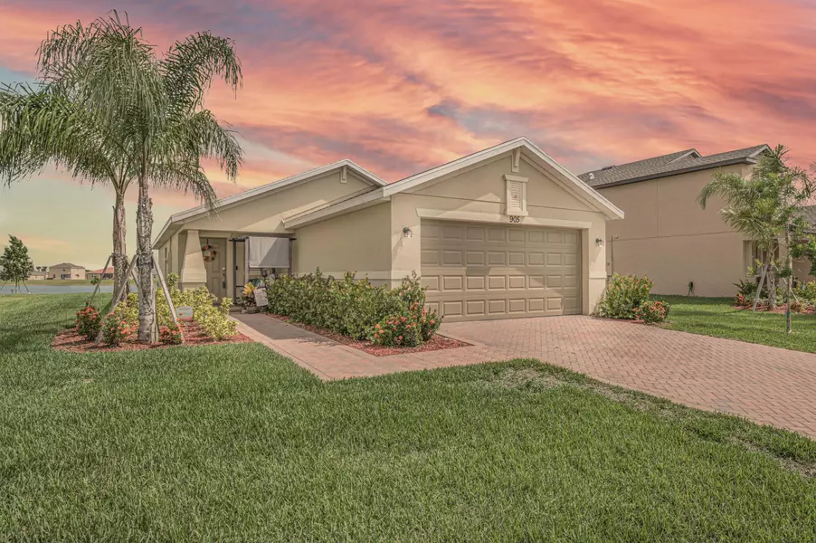 905 Bent Creek DR, Fort Pierce, FL 34947