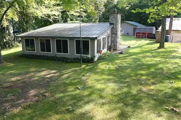 Hope, MI 48628,179 E LAKESHORE