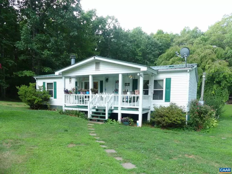 83 BRILL RD, Scottsville, VA 24590