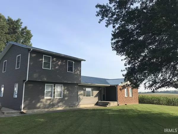 7854 E Catt Road, Vincennes, IN 47591