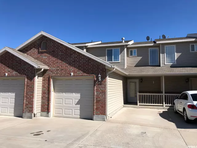 Clinton, UT 84015,652 W 800 N #111