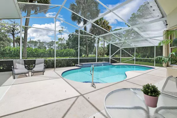 Wellington, FL 33414,250 Button Bush LN