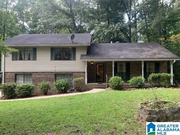 2512 EDWARDS DRIVE SE, Bessemer, AL 35022