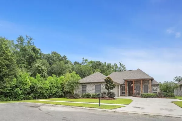 Gonzales, LA 70737,15248 WESTIN LAKE CT