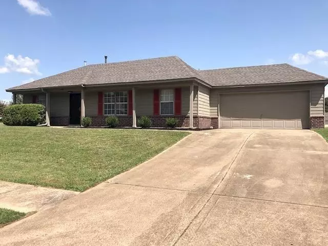 Mason, TN 38049,202 HARMONY DR W