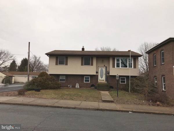 200 CENTER ST, Pottstown, PA 19464