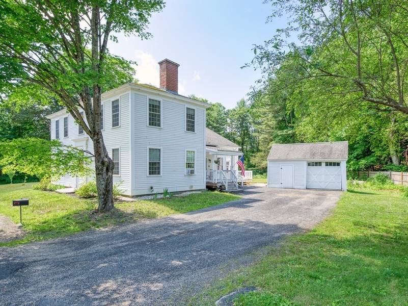 1384 Barre Rd, Hardwick, MA 01031