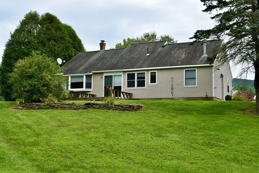 10 Wells Cross Rd, Deerfield, MA 01342