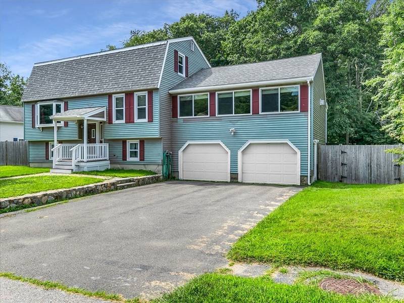 67 Lincolnshire, Haverhill, MA 01835