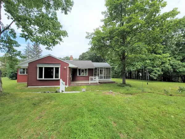 406 Fairview Ave, Athol, MA 01331