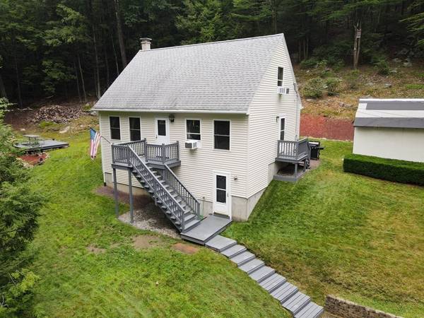 193 North St, Erving, MA 01344