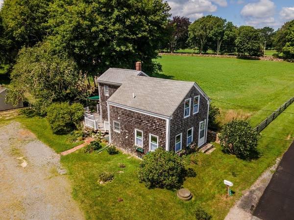 759 Horseneck Rd, Westport, MA 02790