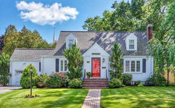 3 Bancroft Rd, Melrose, MA 02176