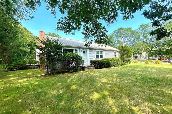 Barnstable, MA 02601,400 Mitchells Way