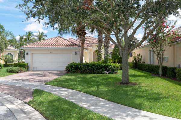 8111 Jolly Harbour CT, Wellington, FL 33414