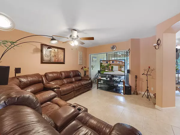 West Palm Beach, FL 33411,6151 Sugar Loaf LN