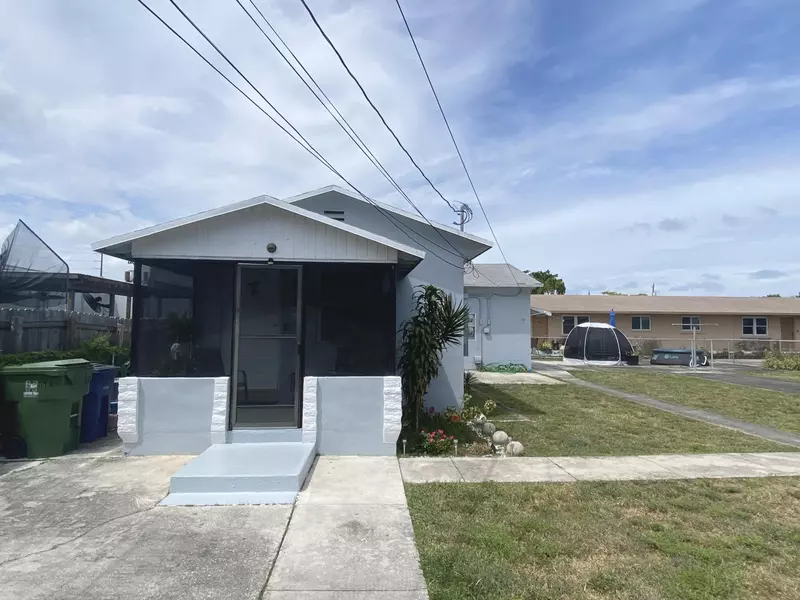 115 SE 2nd ST 1-2, Hallandale Beach, FL 33009