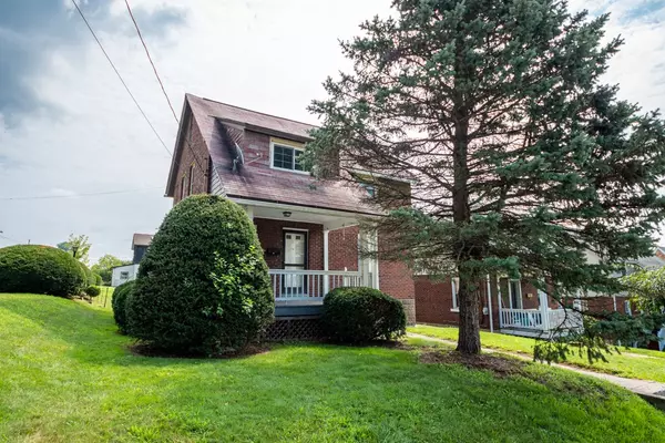 460 Washington Street, Springdale, PA 15144