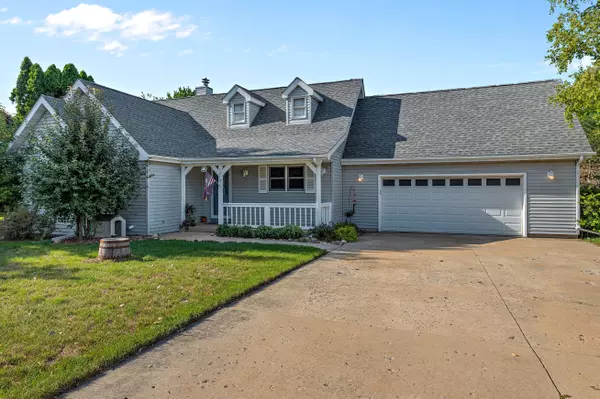 Twin Lakes, WI 53181,1210 Winged Foot Dr