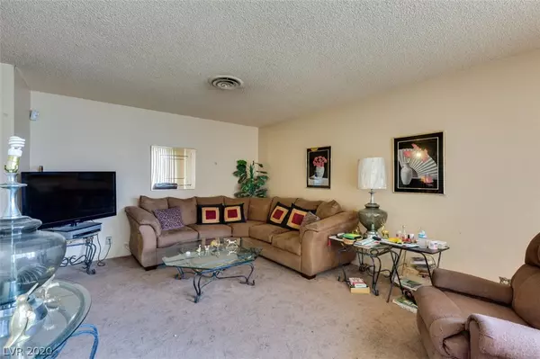 North Las Vegas, NV 89030,3122 Diana