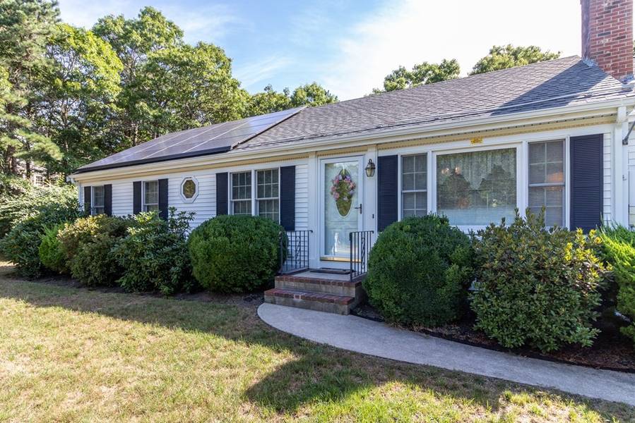 16 Taragon Circle, Barnstable, MA 02635