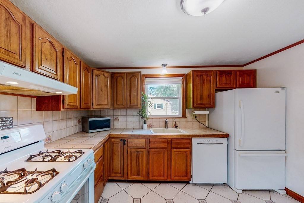 Acton, MA 01720,63 Liberty St