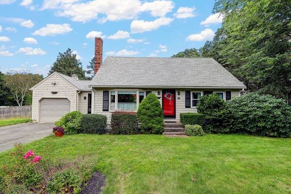 51 Meadow Road, Westport, MA 02790