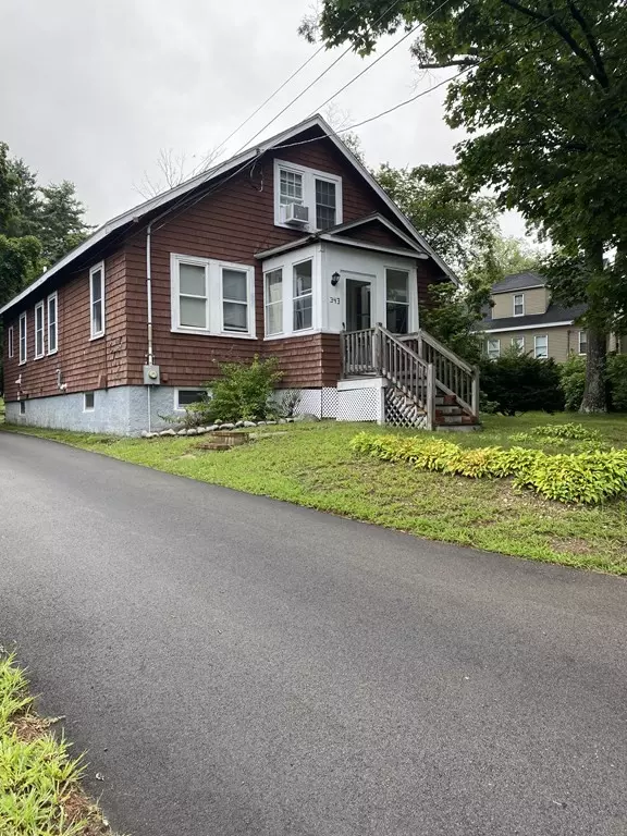 343 Village St, Millis, MA 02054