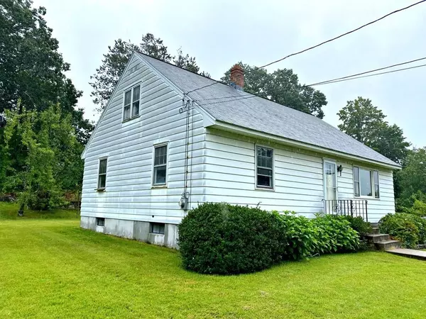 Ware, MA 01082,35 Pine St