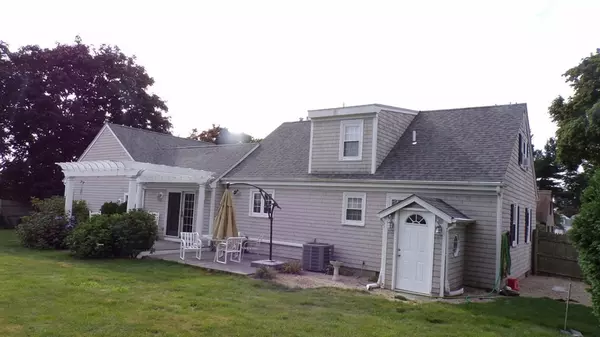 Acushnet, MA 02743,35 Ludlow St