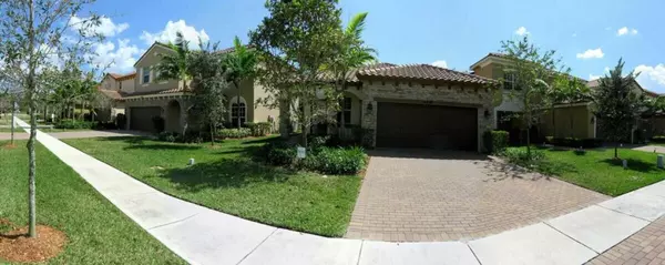 Lake Worth, FL 33463,4592 Capital DR