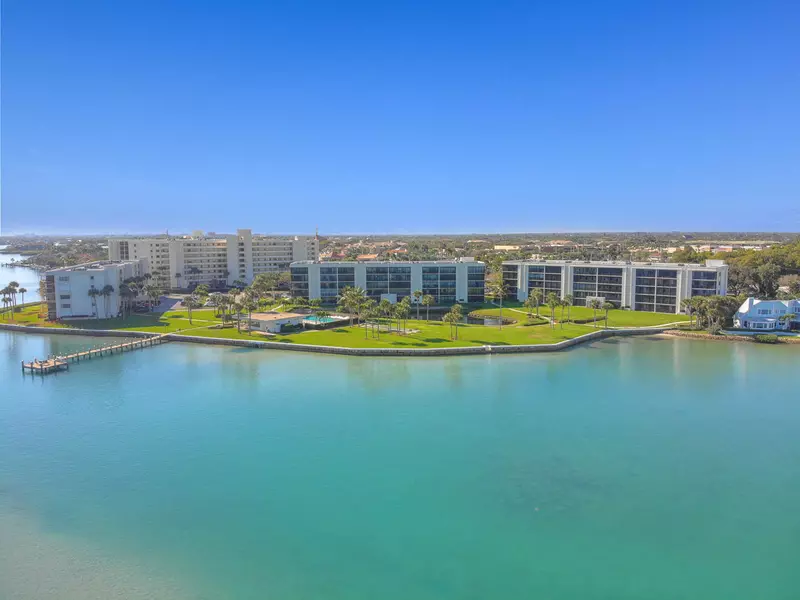 200 Intracoastal PL 301, Jupiter, FL 33469