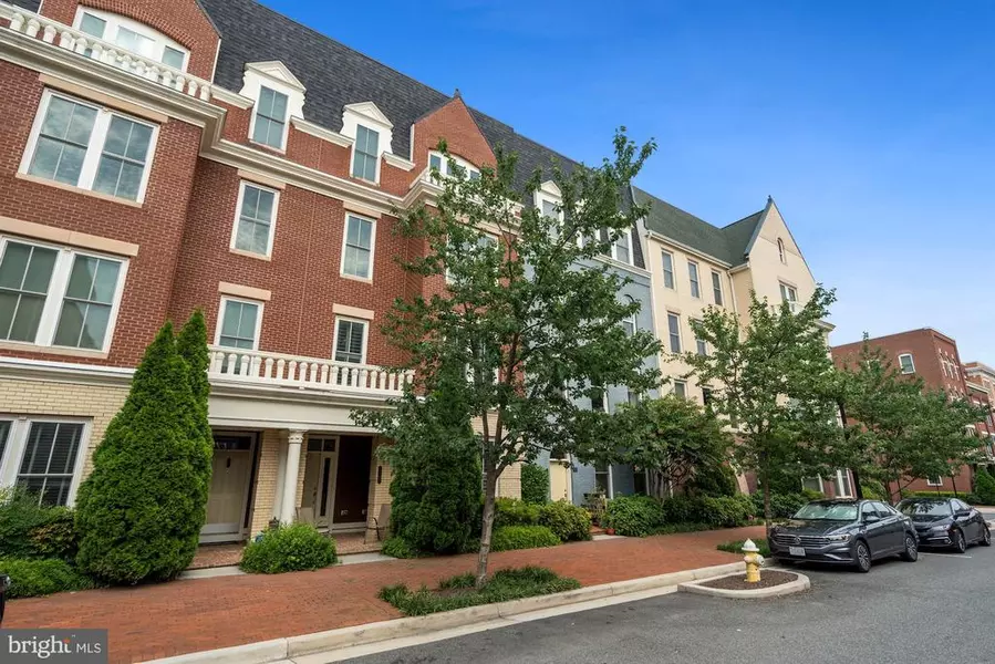 2307 MAIN LINE BLVD #101, Alexandria, VA 22301