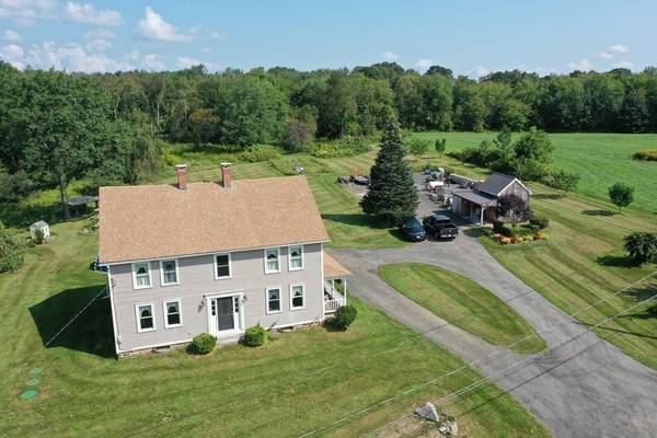 313 Utley Rd, New Braintree, MA 01531