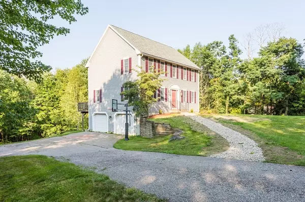 West Brookfield, MA 01585,28 Richardson Rd