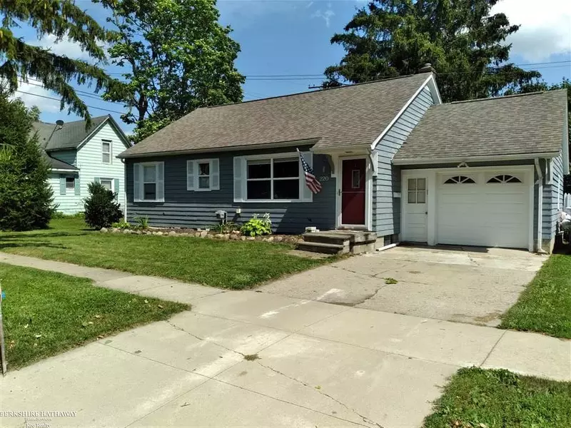 220 Caulkins, Imlay City, MI 48444