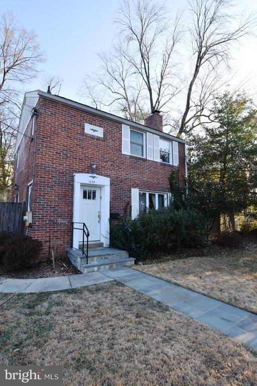 1520 ERSKINE ST, Takoma Park, MD 20912