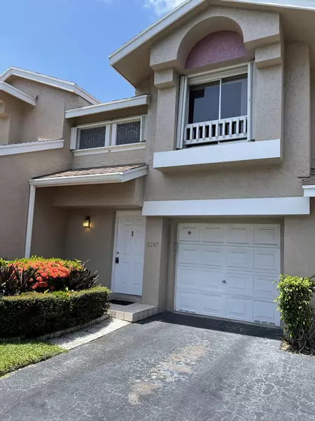 2267 W Discovery CIR 2267, Deerfield Beach, FL 33442