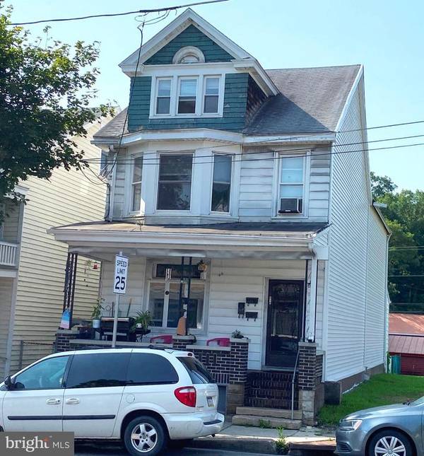 414 W BROAD ST, Tamaqua, PA 18252