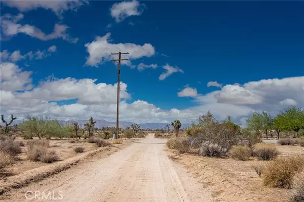 Yucca Valley, CA 92284,4 Anita