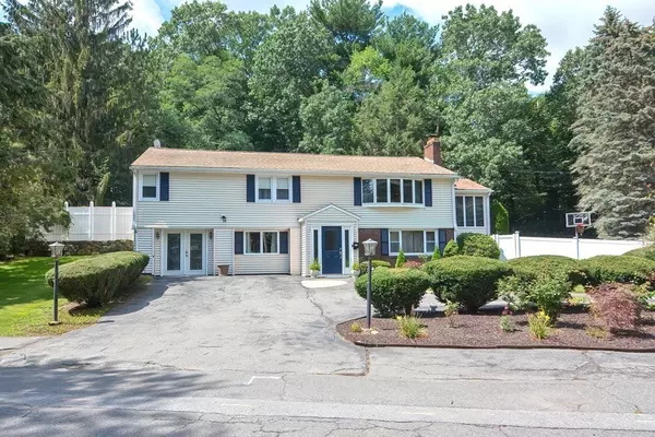 Peabody, MA 01960,10 Aderene Rd