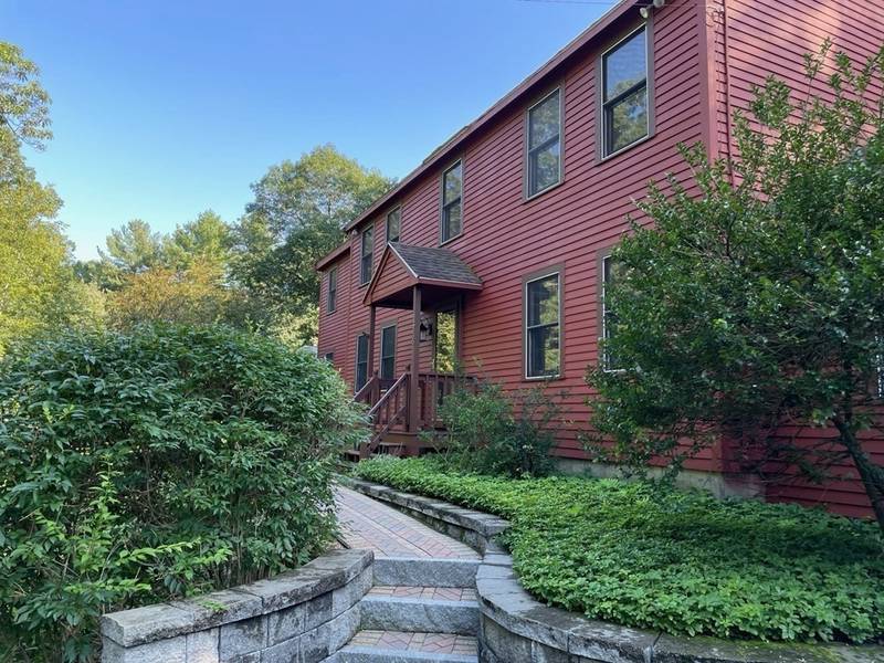 178 Reedy Meadow Rd, Groton, MA 01450