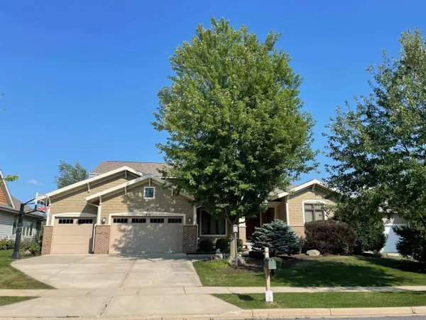 813 Blue Aster Tr, Middleton, WI 53562