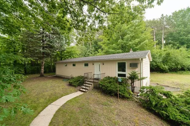 12521 Russell Street, Bear Lake Vlg, MI 49614