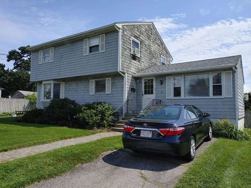 22 Stoddard Street, Somerset, MA 02725