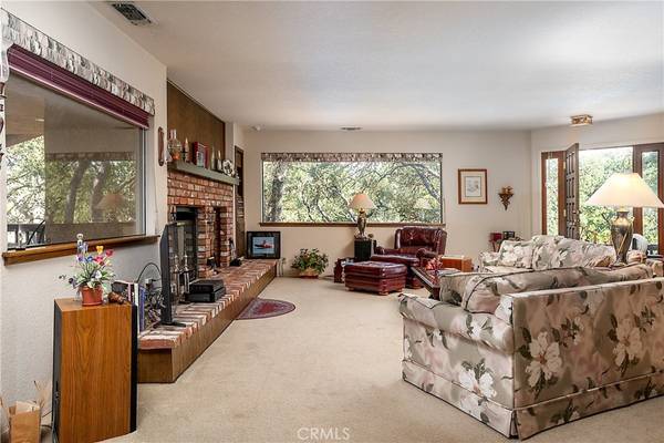 Paso Robles, CA 93446,5013 Pretty Doe LN