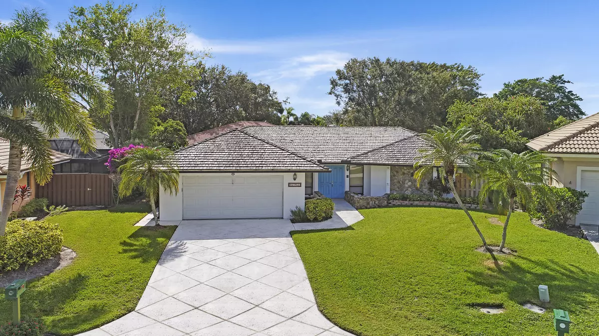 Palm Beach Gardens, FL 33418,8 Bentwood RD