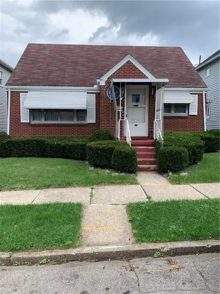 137 Linden Avenue, Leechburg, PA 15656